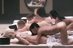 Секс Втроем С Сильвией Кристель И Радией Фрай – Эммануэль (1974)
